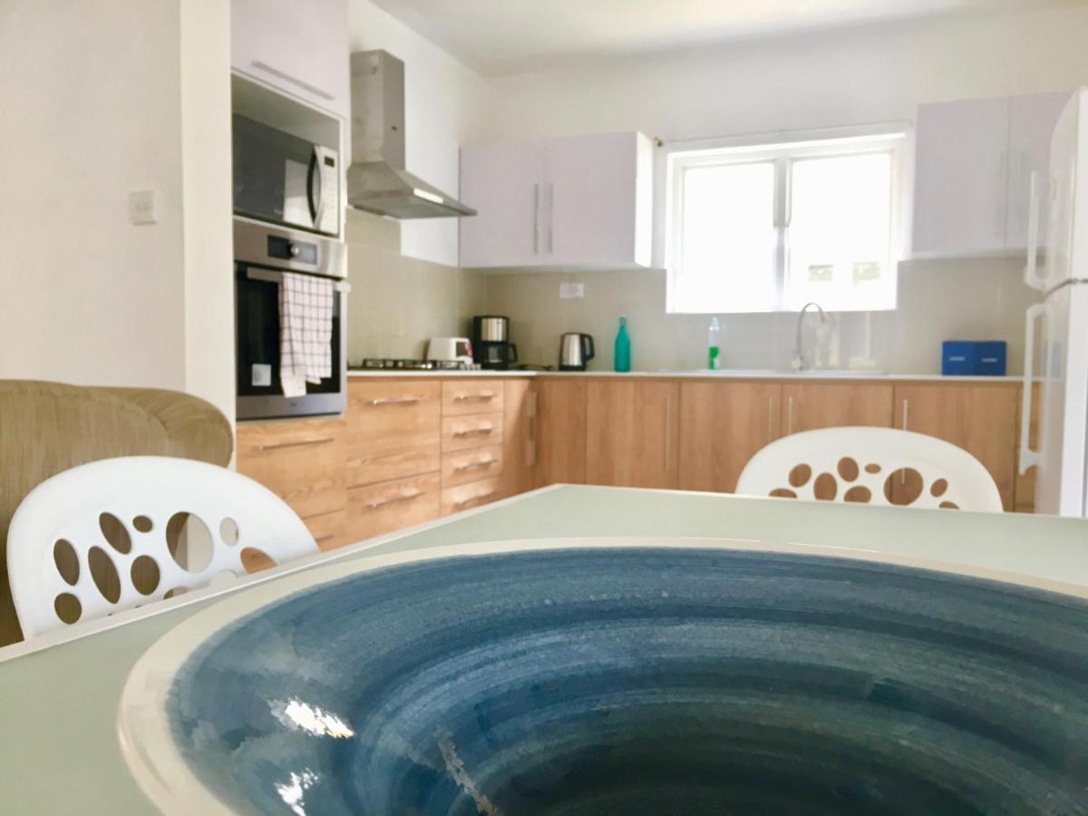 Le Frangipanier - Beachfront Villa in a beautiful&secured complex Flic-en-Flacq Esterno foto